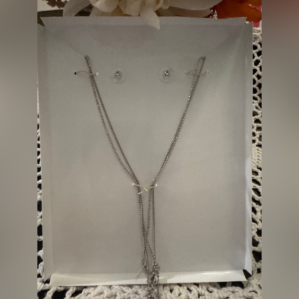Rampage Layered Rhinestone Pendant Necklace & Stud Earrings NIB - Picture 6 of 7